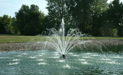 aeration, fountain, water treatment, lake, pond, golf course, algae, fish, water quality